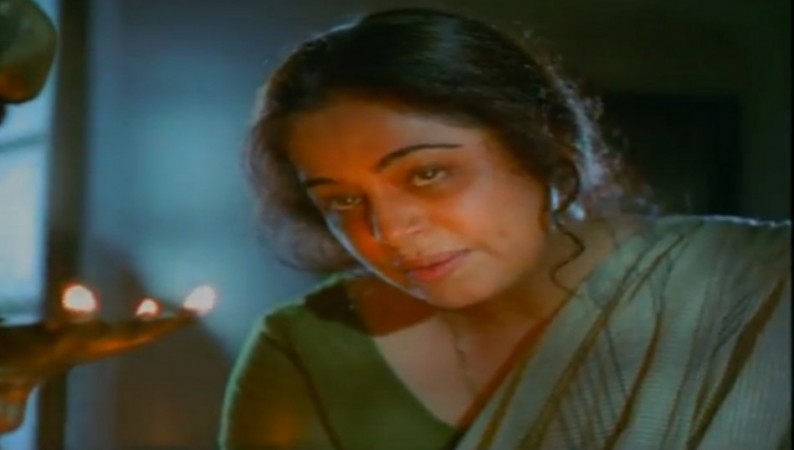Kirron Kher in Bengali film, “Bariwali” Kirron Kher