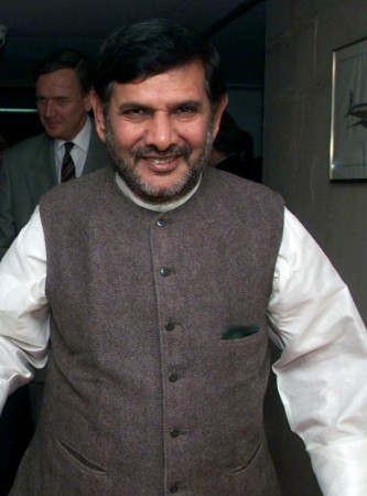 JD (U) chief Sharad Yadav
