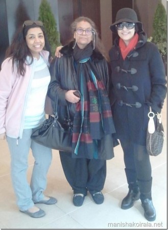 Manisha was with her mom, Sushma Koirala and Mridula Koirala. (manishakoirala.net) Manisha was with her mom, Sushma Koirala and Mridula Koirala. (manishakoirala.net)