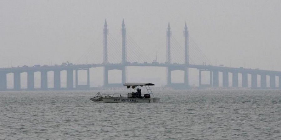 Malaysia: Second Penang Bridge Collapsed; Body of Ex-Cop 