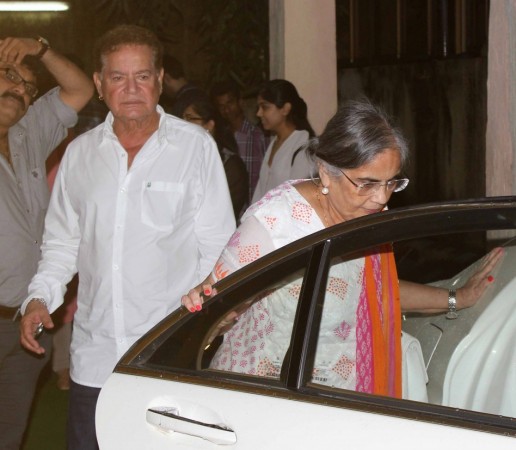 'Phata Poster Nikla Hero' Special Screening Salim Khan, Salma Khan
