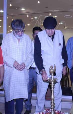 Prem Chopra at Rakhi Bedi's Art Show Prem Chopra