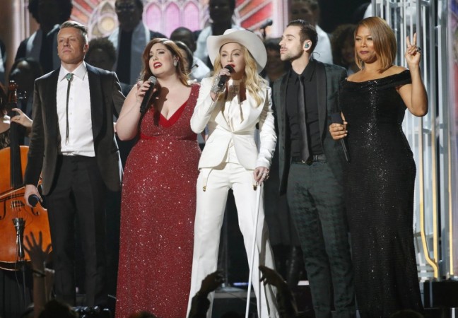 Macklemore, Mary Lambert, Madonna, Ryan Lewis and Queen Latifah perform Macklemore, Mary Lambert, Madonna, Ryan Lewis, Queen Latifah