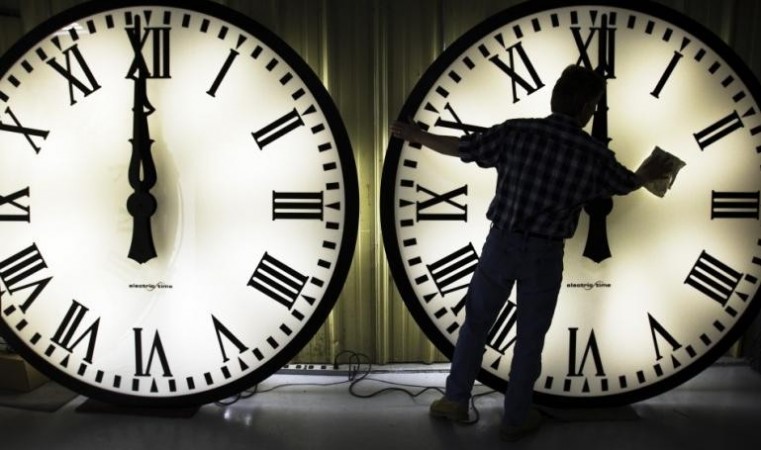 The much desired Daylight saving time 2014 starts in the US on Sunday.