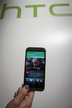 HTC One (M8)