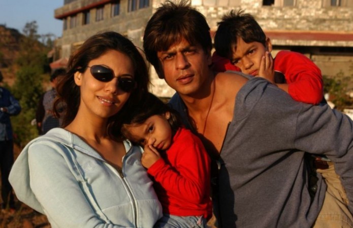 Shah Rukh Khan with wife Gauri, daughter Suhana and son Aryan