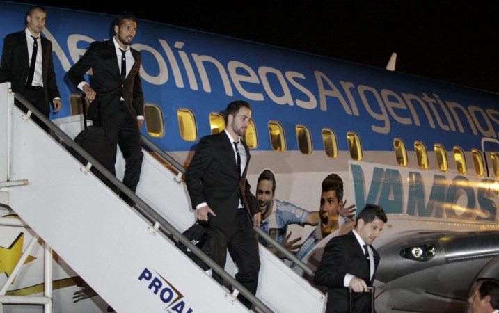 Argentina national team at the international airport in Belo Horizonte Argentina