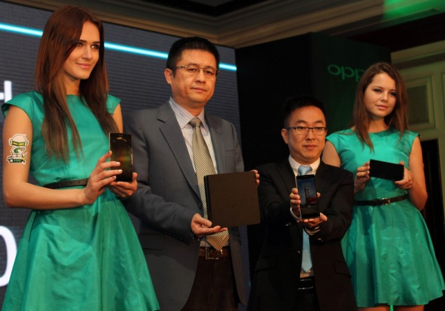 Tom Lu-CEO Steven Shi Feng-General Manager- OPPO Mobiles India launch Find 7