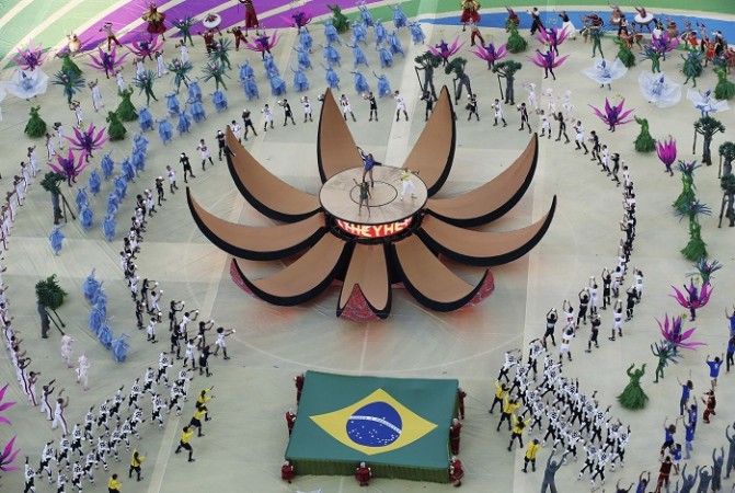 Jennifer Lopez, Pitbull and Claudia Leitte perform during the FIFA World Cup 2014 Opening Ceremony, 12 June FIFA World Cup 2014 Opening Ceremony