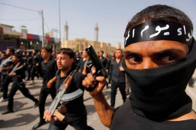 Activists claims that 6,300 new recruits have joined Islamic State since US Airstrikes began