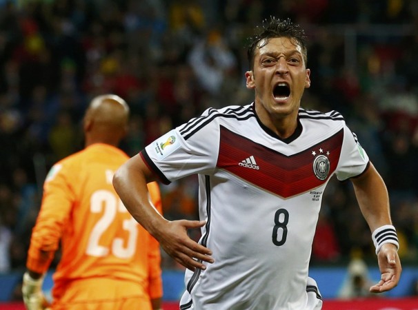 Mesut Ozil donated his money to the children of Brazil Germany vs Algeria