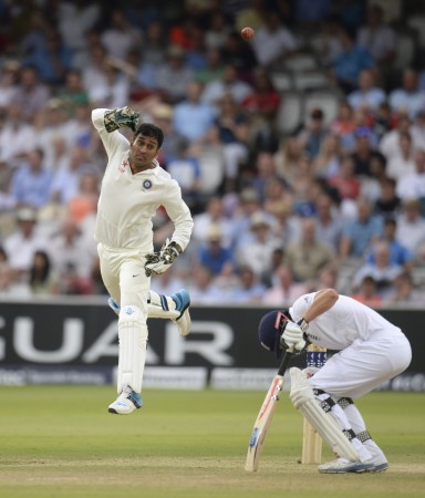 Dhoni