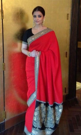 Aishwarya Rai Bachchan looks stunningly beautiful in red sari Aishwarya Rai Bachchan