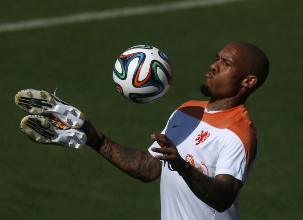 de Jong is reportedly keen to move to United and work under van Gaal Nigel de Jong