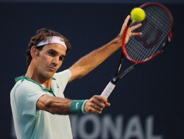 Roger Federer will face Jo-Wilfried Tsonga in the final of the Toronto Masters. Roger Federer