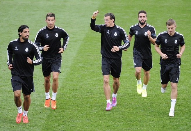 Sami Khedira, Cristiano Ronaldo, Gareth Bale, Daniel Carvajal and Toni Kroos during a training session for Real Madrid Sami Khedira Cristiano Ronaldo Gareth Bale Daniel Carvajal Toni Kroos Real Madrid