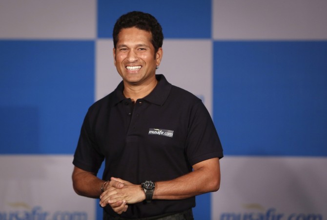 Tendulkar feels the AIBA should allow Sarita to compete in top level competitions since she has apologised for her behaviour. Sachin Tendulkar