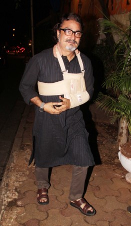 Injured Vinay Pathak during Vinay Pathak