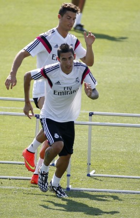 Angel di Maria is reportedly set to be offered a five-year deal worth £200,000 per week at Old Trafford Angel Di Maria