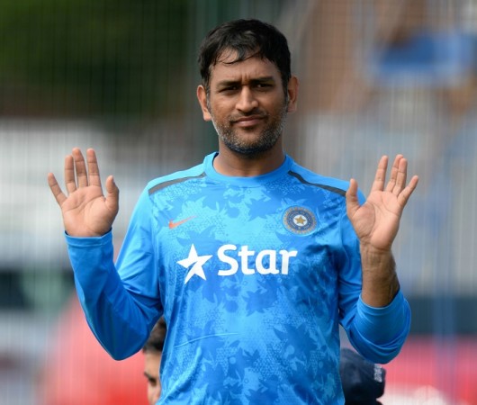 1419940078_ms-dhoni-india.jpg