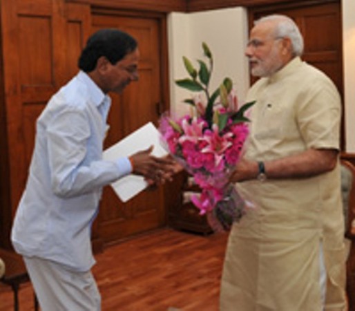 KCR, Modi
