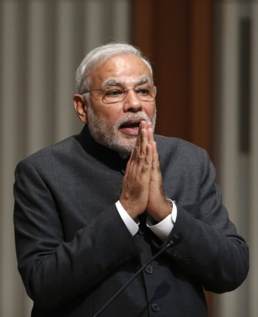 Narendra Modi, Radio