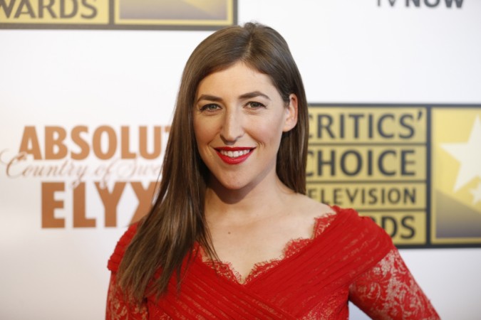 Actress Mayim Bialik poses at the 4th annual Critics' Choice Television Awards in Beverly Hills, California June 19, 2014. Mayim Bialik