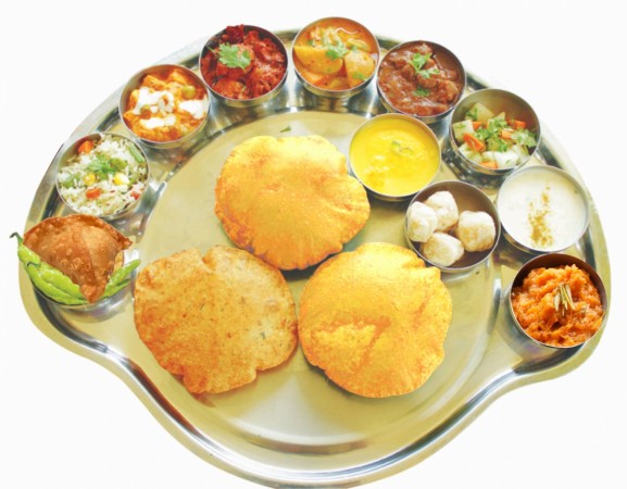 The Utsav Maha Thali mast kalandar