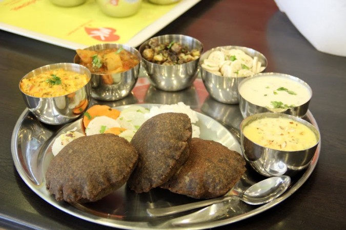The Vrat Maha Thali mast kalandar