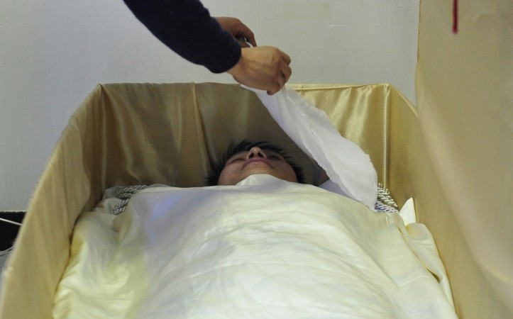 A mental health clinic in Shenyang offers patients the experience of New study shows life after death may be possible