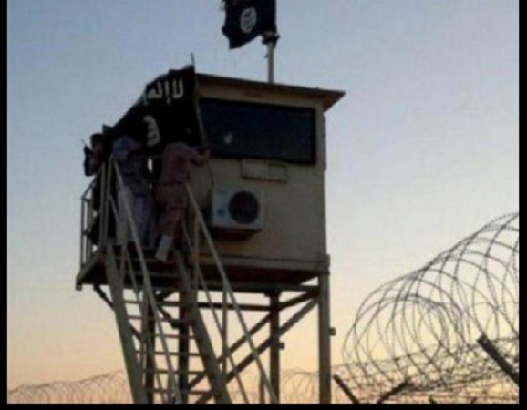 A Egyptian terror group affiliated with ISIS has put up the Islamic State's flag near Israel border. A Egyptian terror group affiliated with ISIS has put up the Islamic State's flag near Israel border.