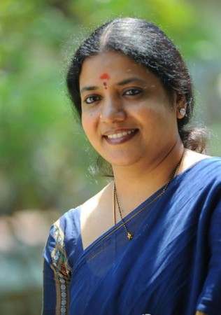 Jeevitha Rajasekhar Sentenced 2 Year Jail and Rs 25 lakh fine over Cheque Bounce Case Jeevitha Rajasekhar Sentenced 2 Year Jail and Rs 25 lakh fine over Cheque Bounce Case