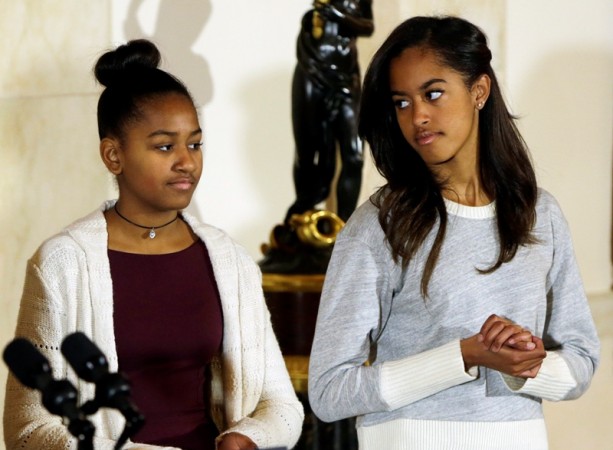 Sasha and Malia Obama
