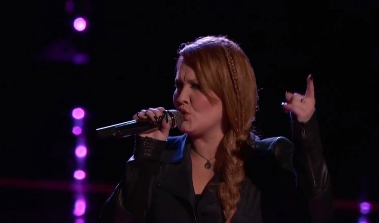 DaNica Shirey sang "I'd Rather Go Blind" by Etta James on The Voice Season 7