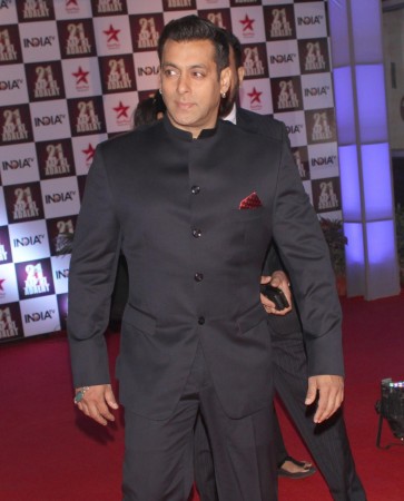 'Aap Ki Adalat' completes 21 Years; PM Narendra Modi, Rani Mukerji, Shilpa Shetty and Other Big Personalities Attend Salman, SRK, Aamir's Special Episode