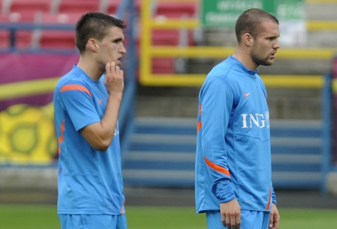Kevin Strootman and Ron Vlaar are the key targets for Manchester United in the January transfer window Kevin Strootman Ron Vlaar Netherlands