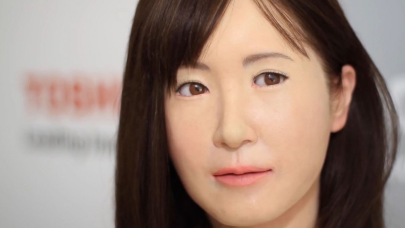 Toshiba's Newest Robot Geisha