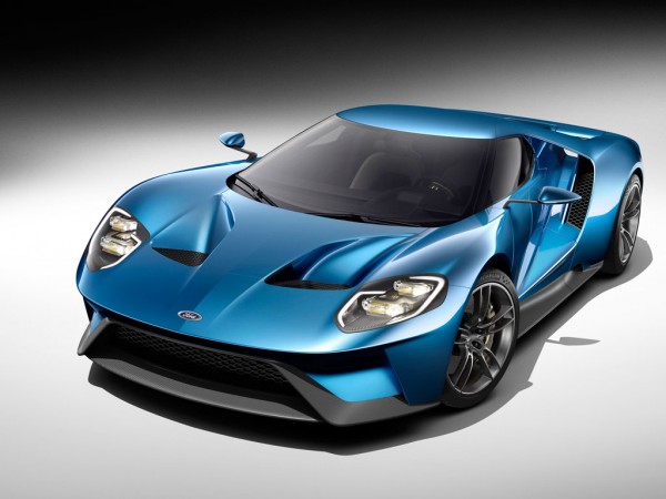 2017 Ford GT Is A Monster Inside Out; 600 HP, Futuristic Specs Drives Ford's Next-Gen Supercar