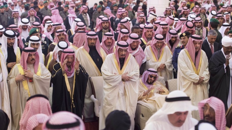 Saudi King Salman (C) prays during the funeral of the late Saudi King Abdullah in Riyadh January 23, 2015, in this handout photo provided by Saudi Press Agency. Saudi King Salman (C) prays during the funeral of the late Saudi King Abdullah in Riyadh January 23, 2015, in this handout photo provided by Saudi Press Agency.