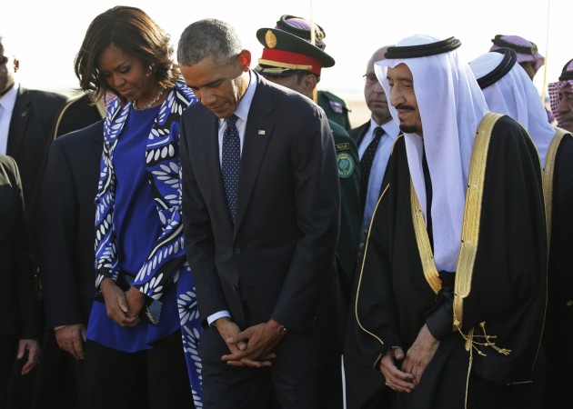 U.S. President Barack Obama and first lady Michelle Obama stand with Saudi Arabia's King Salman (R) after arriving at King Khalid International Airport in Riyadh, January 27, 2015. U.S. President Barack Obama and first lady Michelle Obama stand with Saudi Arabia's King Salman (R) after arriving at King Khalid International Airport in Riyadh, January 27, 2015.