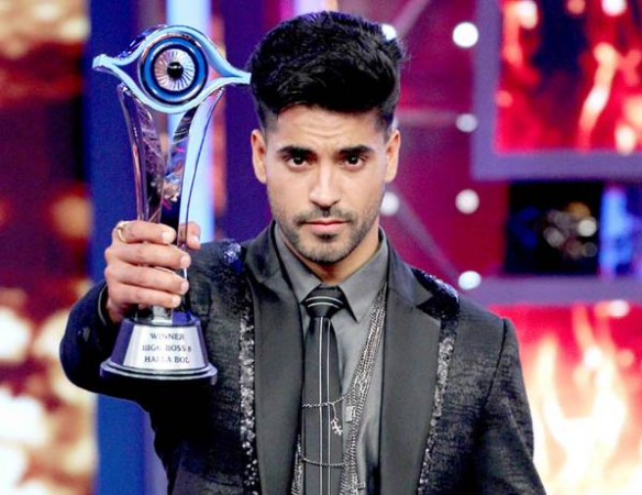 Gautam Gulati with Bigg Boss 8 Trophy