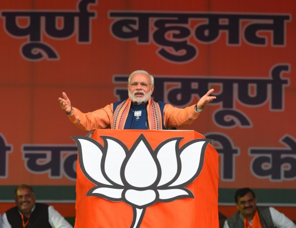 Prime Minister Narendra Modi addressing an election rally in Dwarka on 1 February 2015. Modi