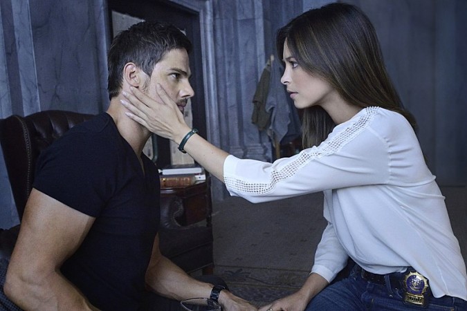 'Beauty and the Beast' will be back on The CW with season 3 by 21 May. Beauty and the Beast
