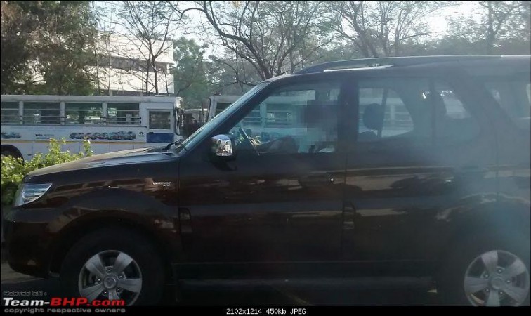 Tata Safari Storme Facelift Spied with Varicor 400 Badging Tata Safari Storme Facelift Spied with Varicor 400 Badging