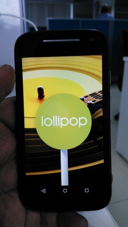 Moto E (2nd Gen) counts among a niche genre of handsets which runs on Android 5.0.2 Lollipop out of the box Moto E (2nd Gen) counts among a niche genre of handsets which runs on Android 5.0.2 Lollipop out of the box