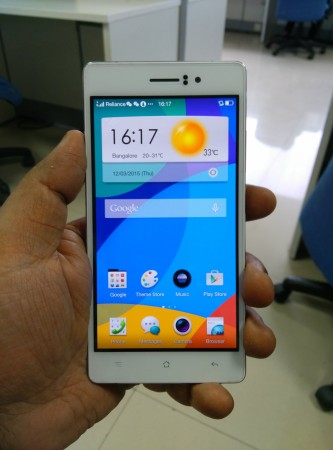 Oppo R5 Front View Oppo R5 Front View