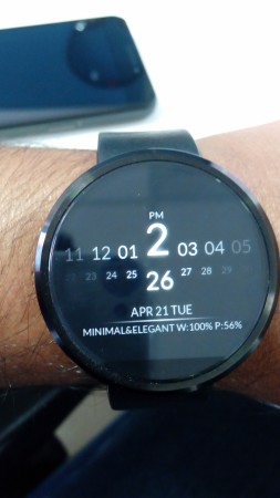 Moto 360 with a 3rd party watchface Moto 360 with a 3rd party watchface