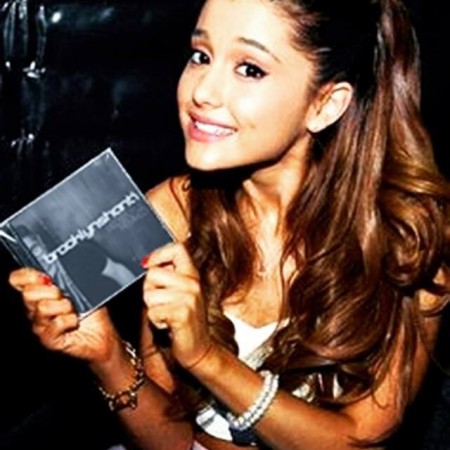 Ariana Grande with Evelyn Chopra's Album
