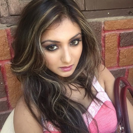 Khushi Mukherjee Khushi Mukherjee
