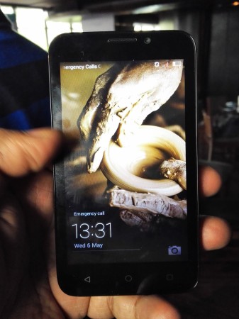 The Honor Bee Features similar Magazine Lock UI of other Huawei made Smartphones The Honor Bee Features similar Magazine Lock UI of other Huawei made Smartphones